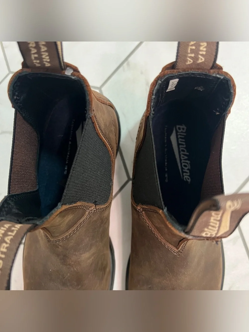 Blundstone 1609 Antique Brown Chelsea Boot Size 9 Women's